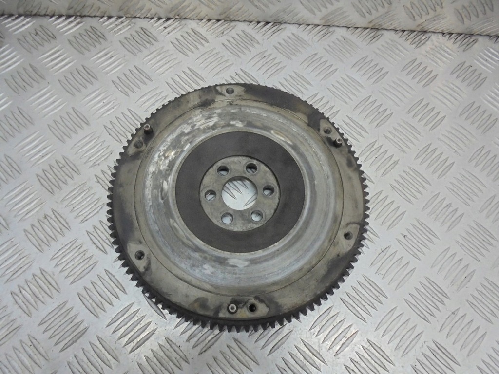 фото №1, Колесо маховик toyota yaris i 1.0