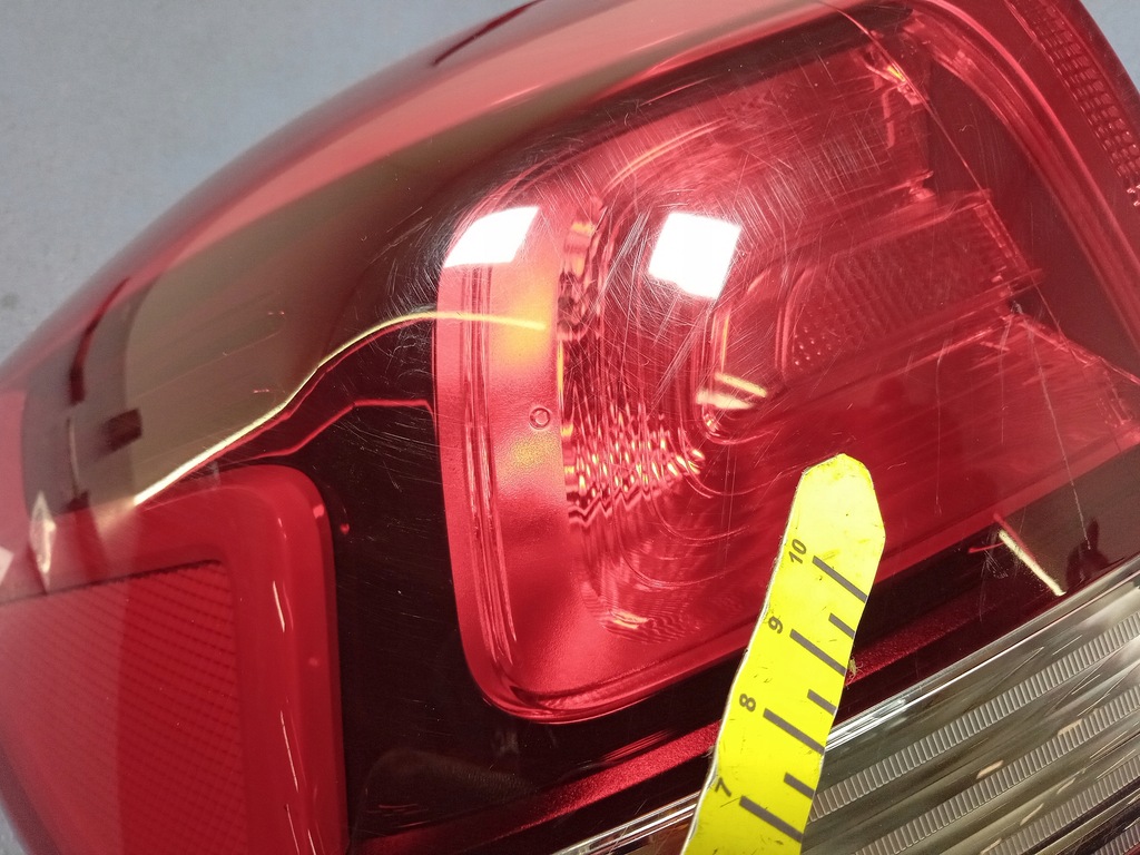 фото №7, Kia rio iv yb lift 5d hb лампа задняя левая наружная 92401-h8