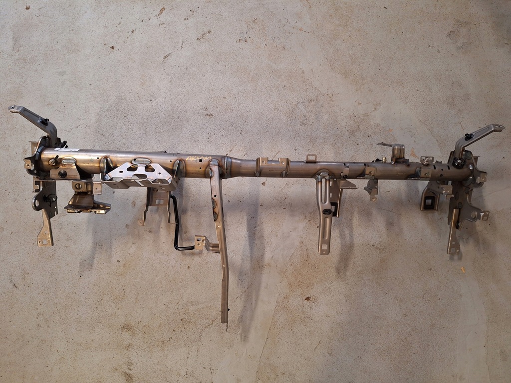 фото №1, Каркас балка pod панель консоль renault arkana