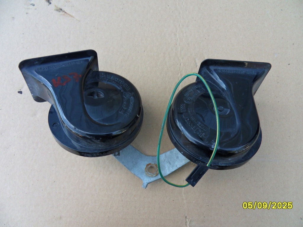 фото №1, Клаксон сигнал klaxon tr99 0092018 комплект