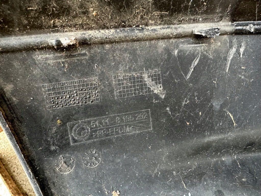 Бампер перед передний bmw 3 e46 купе кабриолет  98- + решётка 8195292 полный Киев