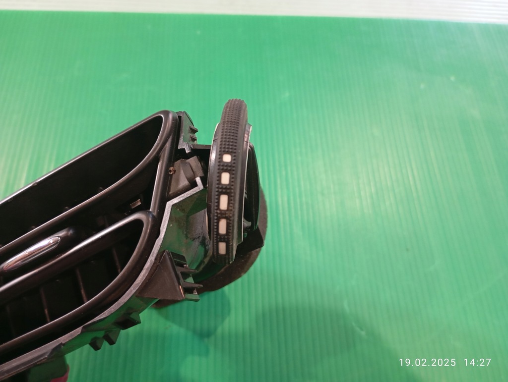 фото №9, Решітка обдув ліва citroen c3 ii ds3 a1092112