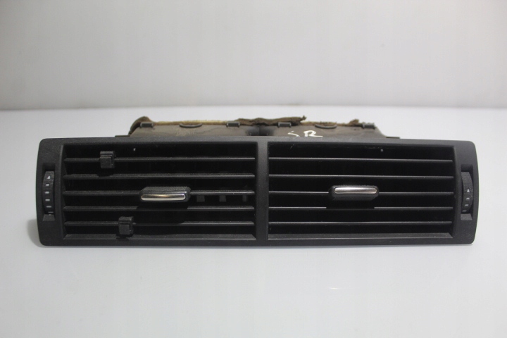 фото №1, Решітка обдув середня audi a4 b6