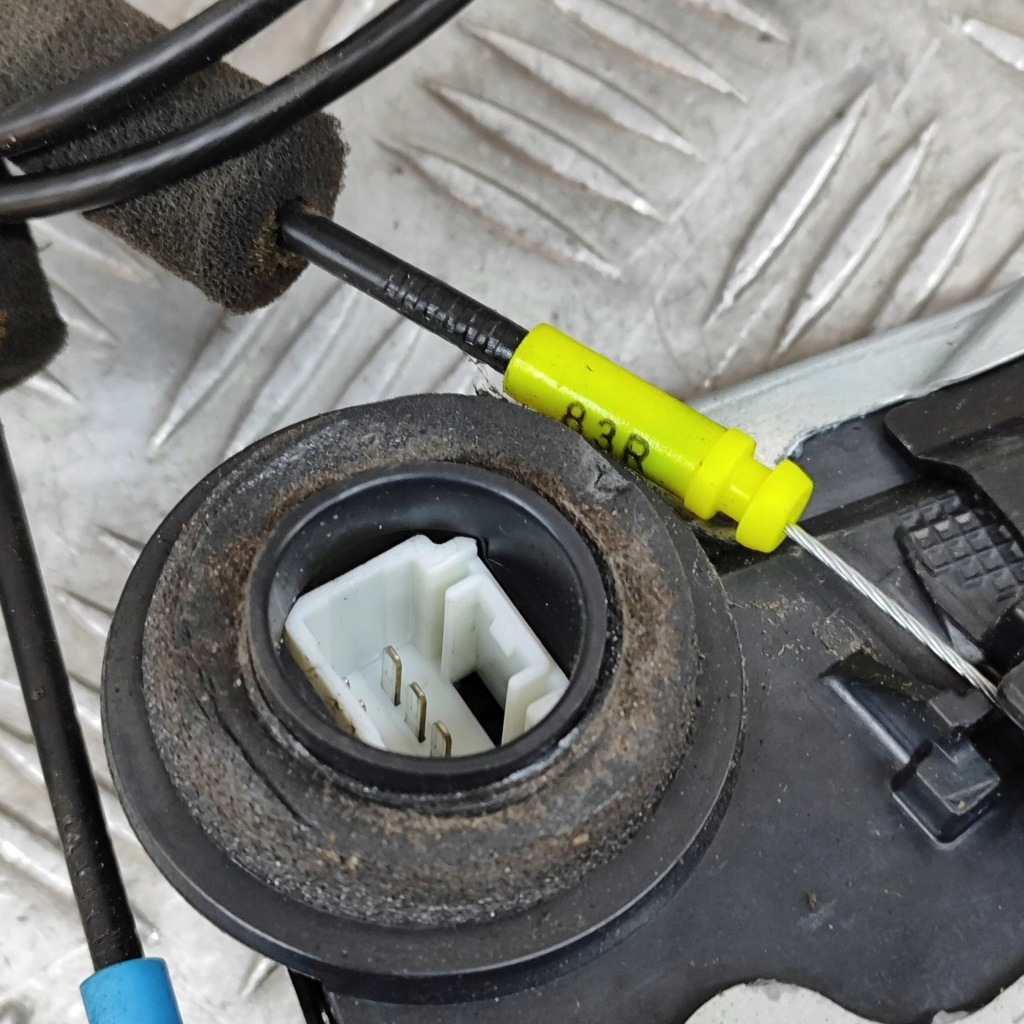 фото №7, Lexus rx 330 - 350 - 400h 2013 правая сторона замок дверь задних