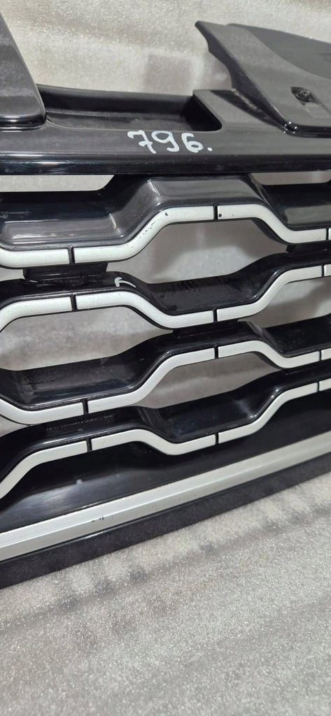 фото №7, Решітка радіатора решітка радіатора передня land rover evoque ii 20-