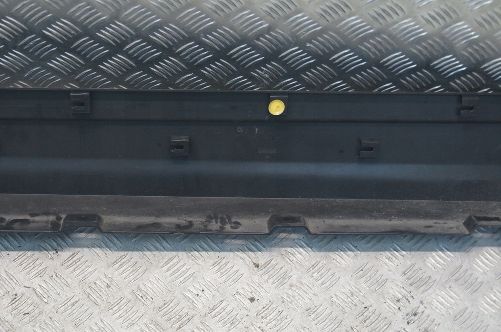 фото №10, Maserati levante молдинг поріг ліва