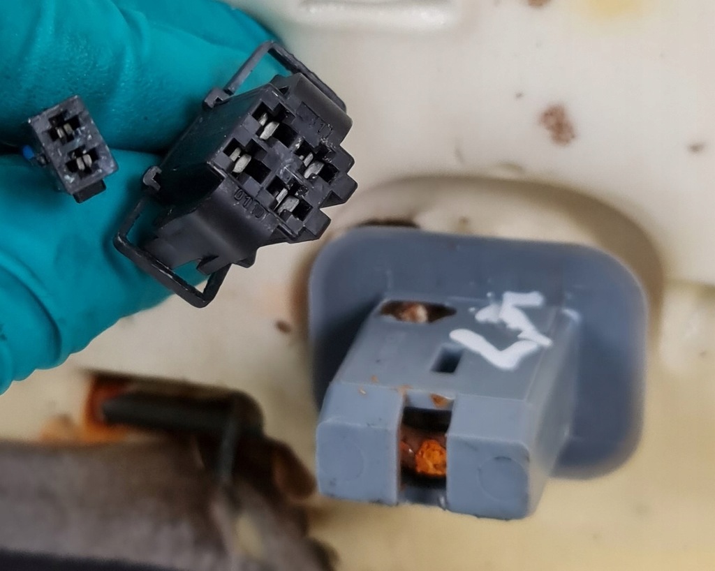 фото №6, Сиденье сиденье левый задняя porsche cayenne ii 7p5