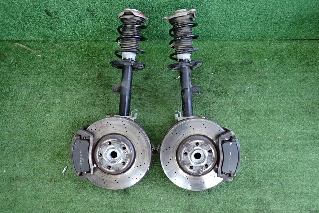 фото №1, Mcperson поворотный кулак mercedes gla h247 247 2.0 cdi левая