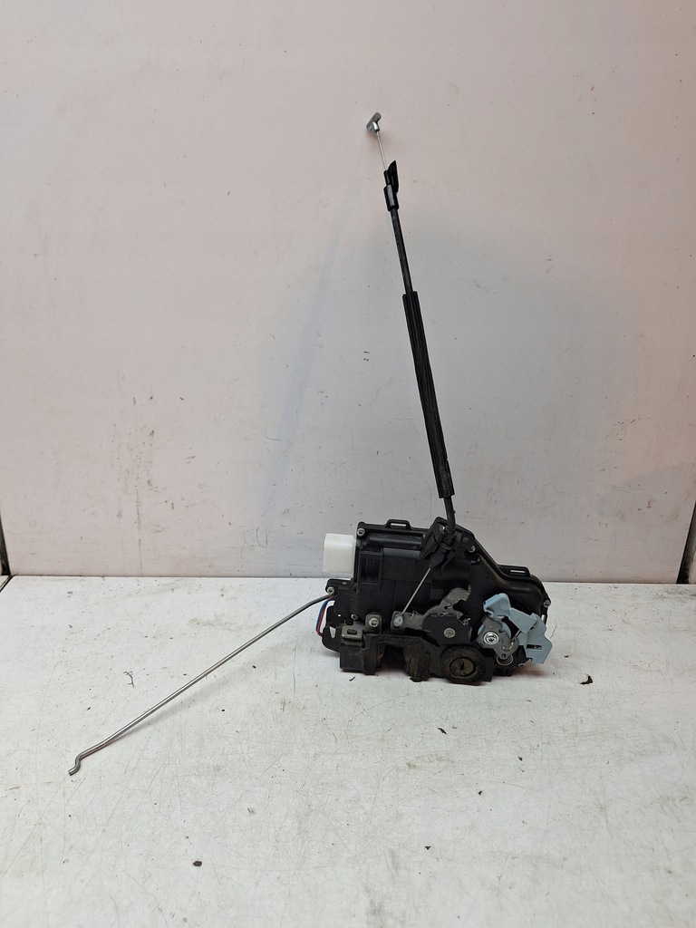 фото №1, Roomster 5j lift замок дверь задняя правый 7 pin