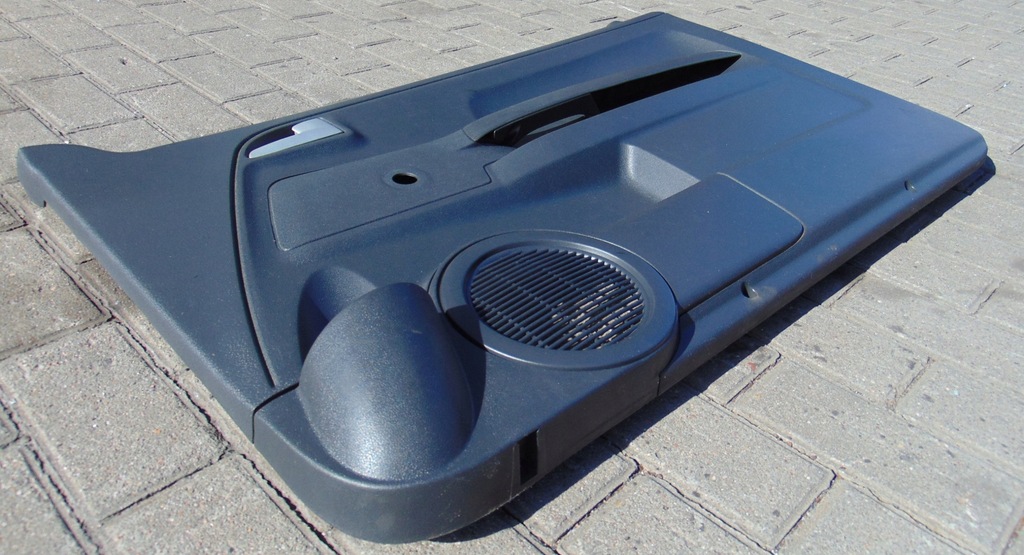 фото №8, Обшивки обшивка левый правый перед kpl vw fox 05r- eu