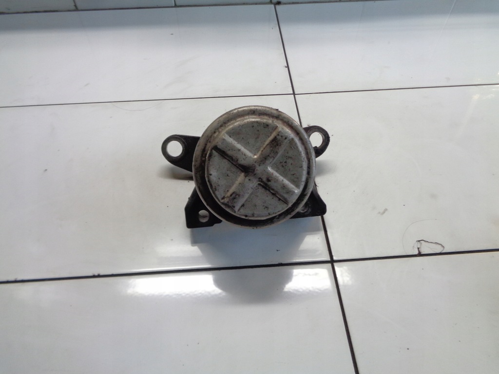 фото №5, Ford 1.8tdci кронштейн подушка двигуна