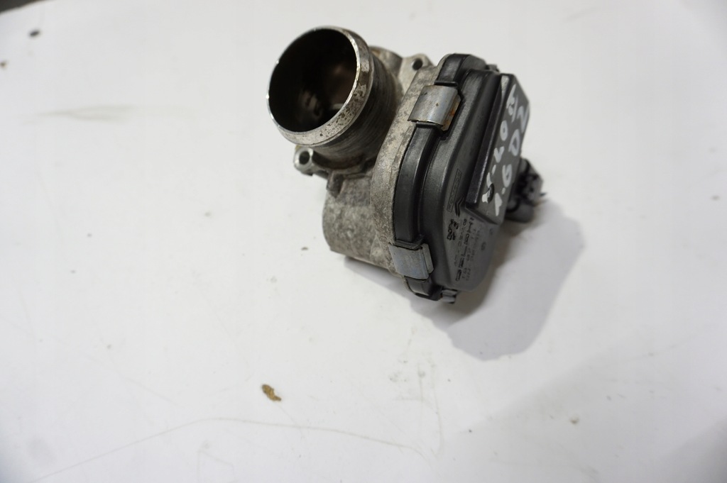 фото №1, Дросельна заслінка 9673534480 volvo v40 ii 1.6 d2