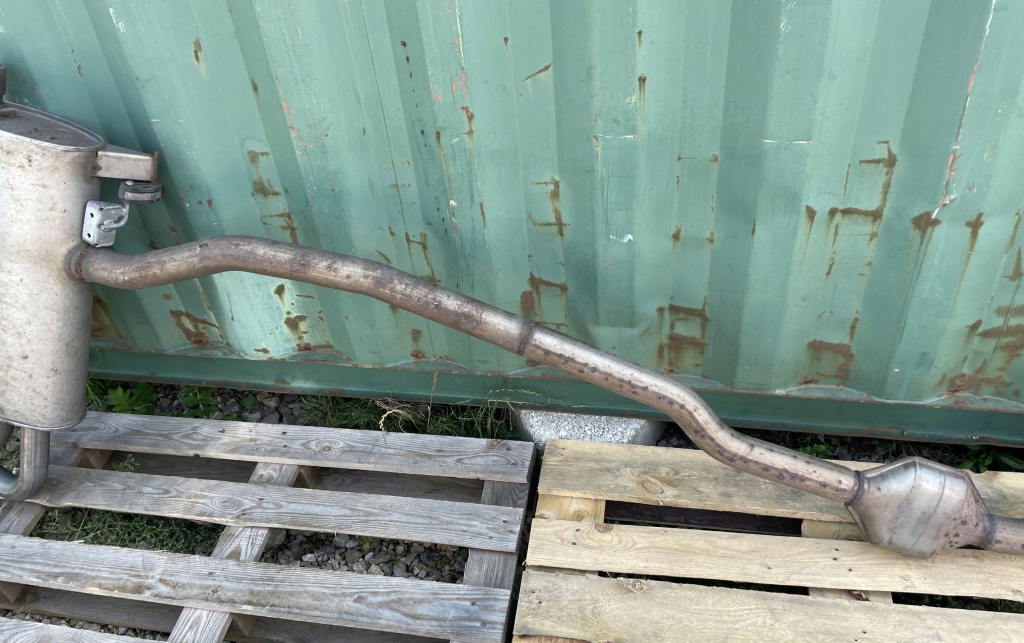 Гаситель kompletny 3.0d 30d bmw x3 f25 x4 f26 8511110 Оригинал