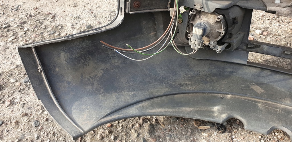 фото №15, Audi a4 b6 бампер перед передній - лак колір чорний