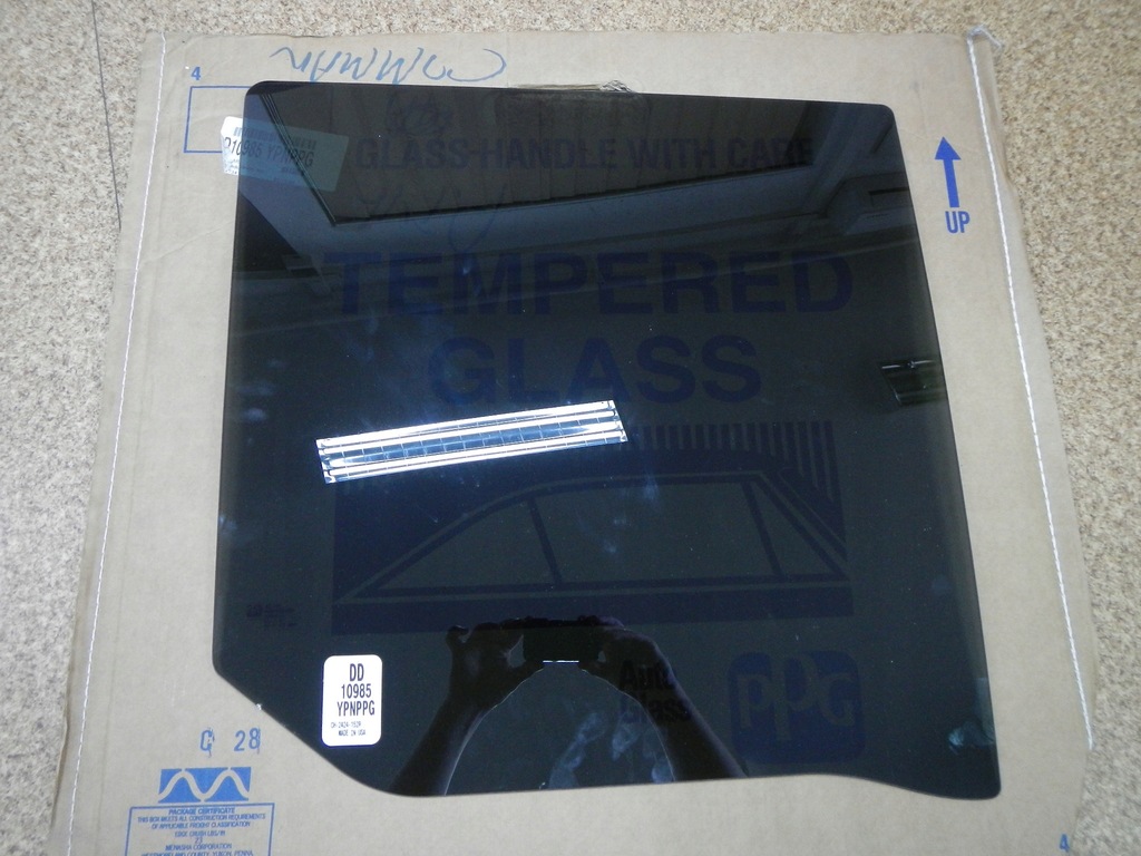 фото №1, Стекло боковая дверь правая as3 jeep commander 05-10