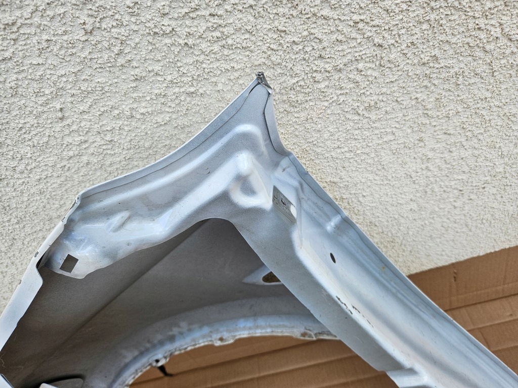 фото №10, Tesla y крила перед правий 149347200c