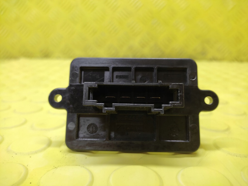 фото №2, Dacia sandero резистор вентилятор