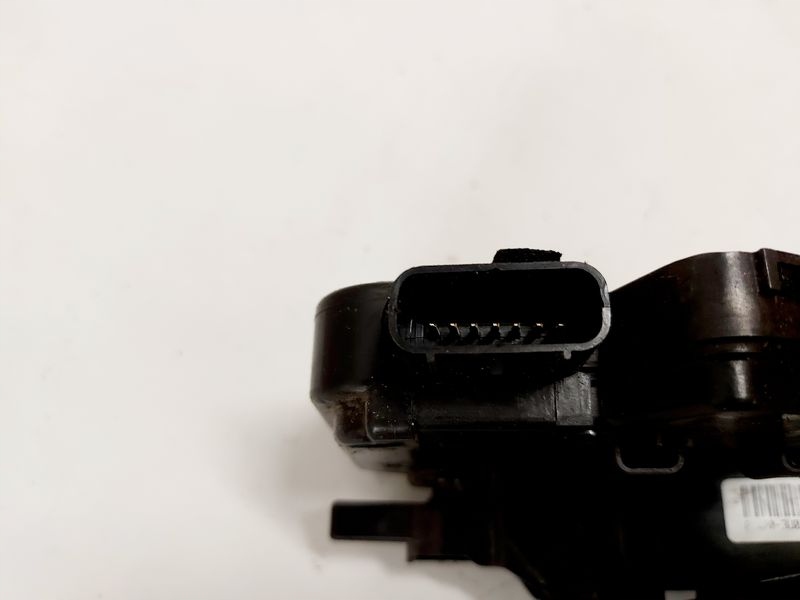 фото №6, Kia sportage iii замок дверь правый задняя 81420-3u010 7 pin