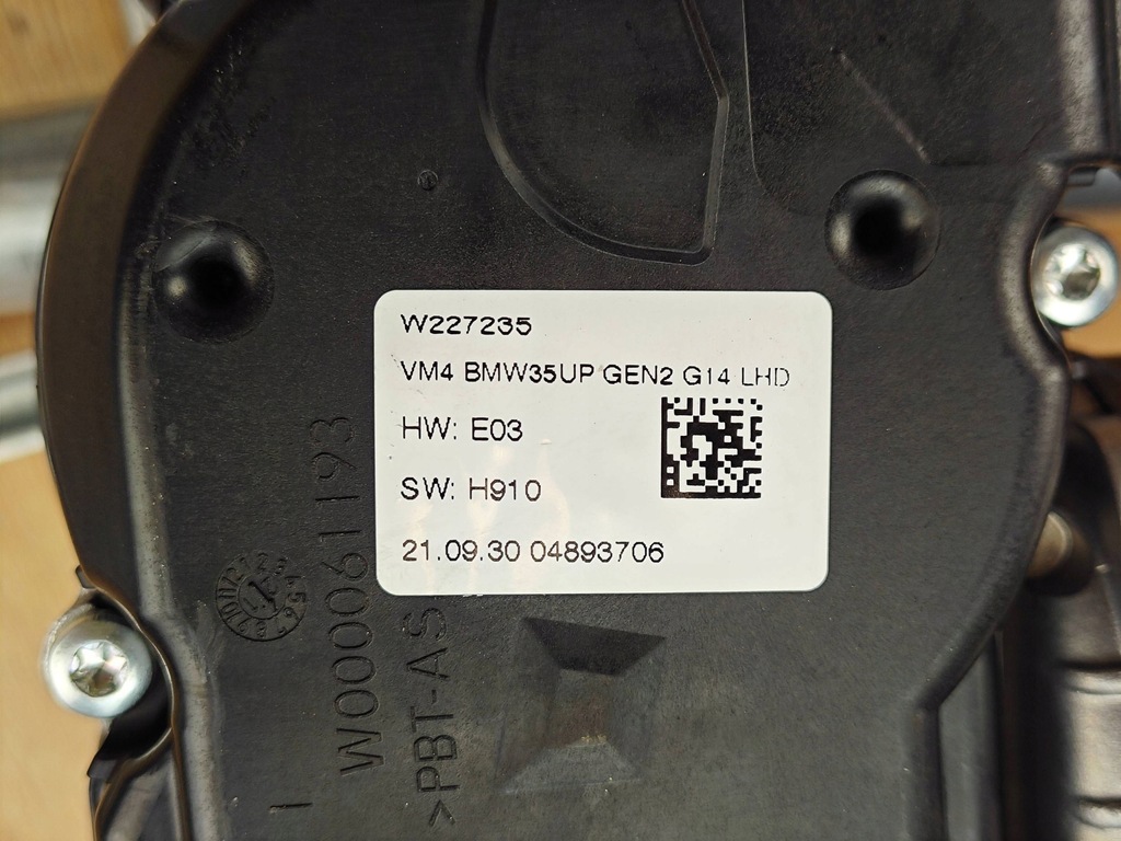 фото №9, Механизм моторчик дворник перед bmw 8 g16 g15 w224102a w227235 30km