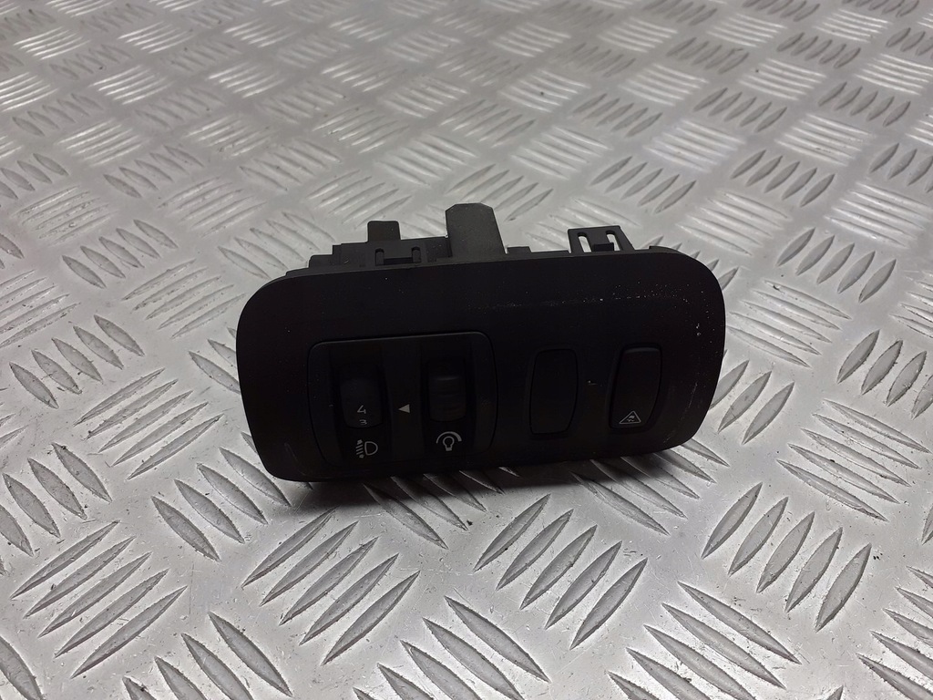 фото №1, Панель перемикачів renault megane ii 8200079020