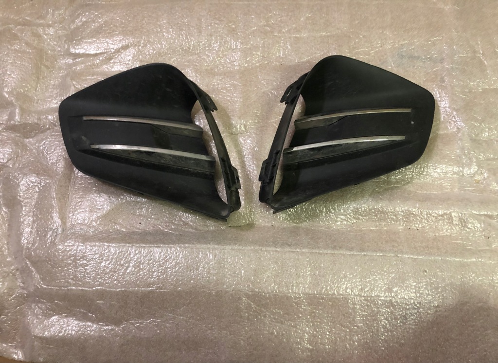 фото №1, Renault clio v 5 решітка бампера ліва права хром