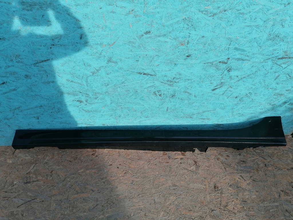 фото №1, Молдинг порог порог левый bmw f40