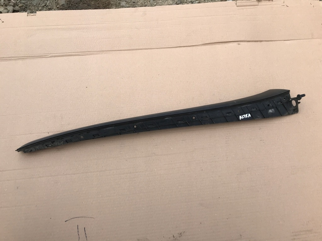 фото №5, Молдинг стекло лобовое правая seat altea 5p0854320d