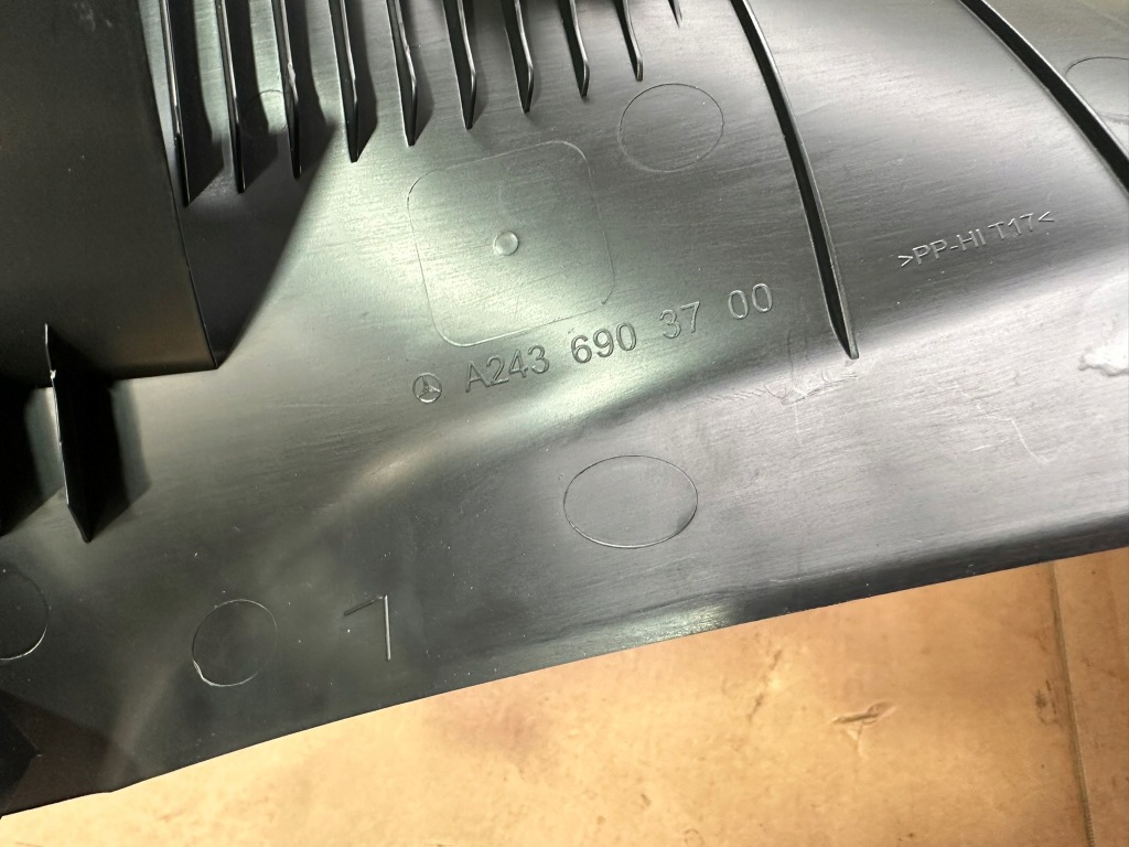 Купити Захист ліва задня, лівий задній внутрішня mercedes eqa w243, h243