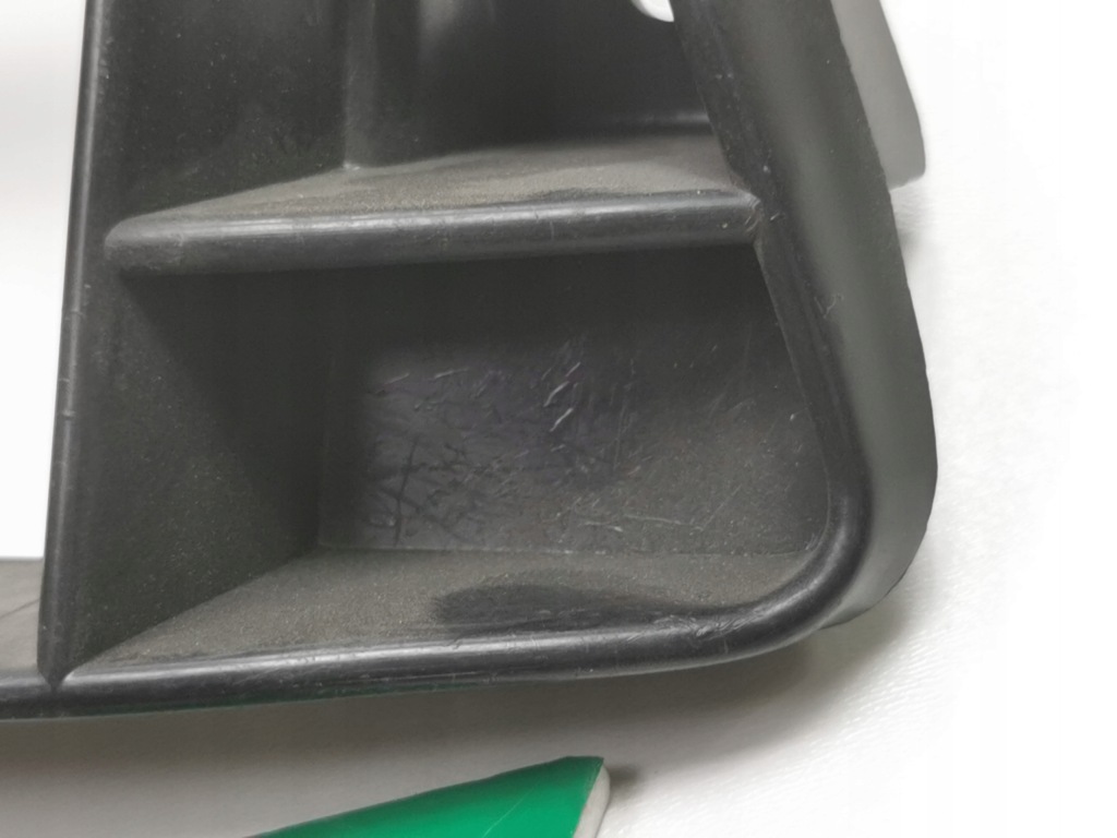 Рамка лампи протитуманної протитуманної фари права daewoo espero 1995-2000 96186488 Ціна