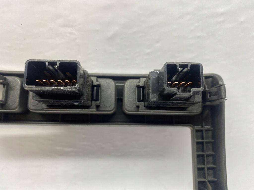 фото №3, Kia rio i бардачок консоли рамка радио 84620 fd000