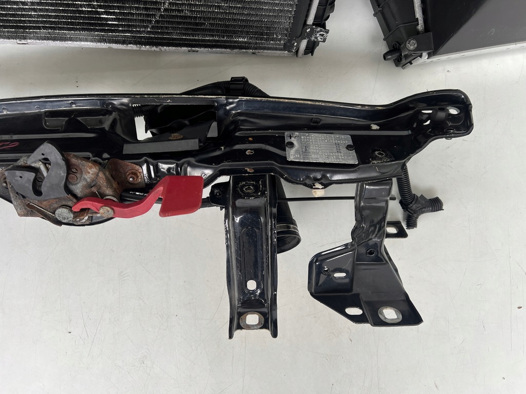 фото №4, Pas передній радіатор alfa romeo gt