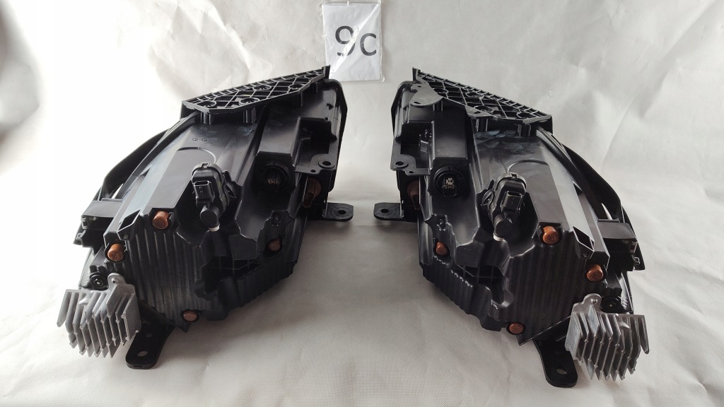 Jeep compass рестайлинг  full led левый правая  фара фара новая  оригинальные Оригинал