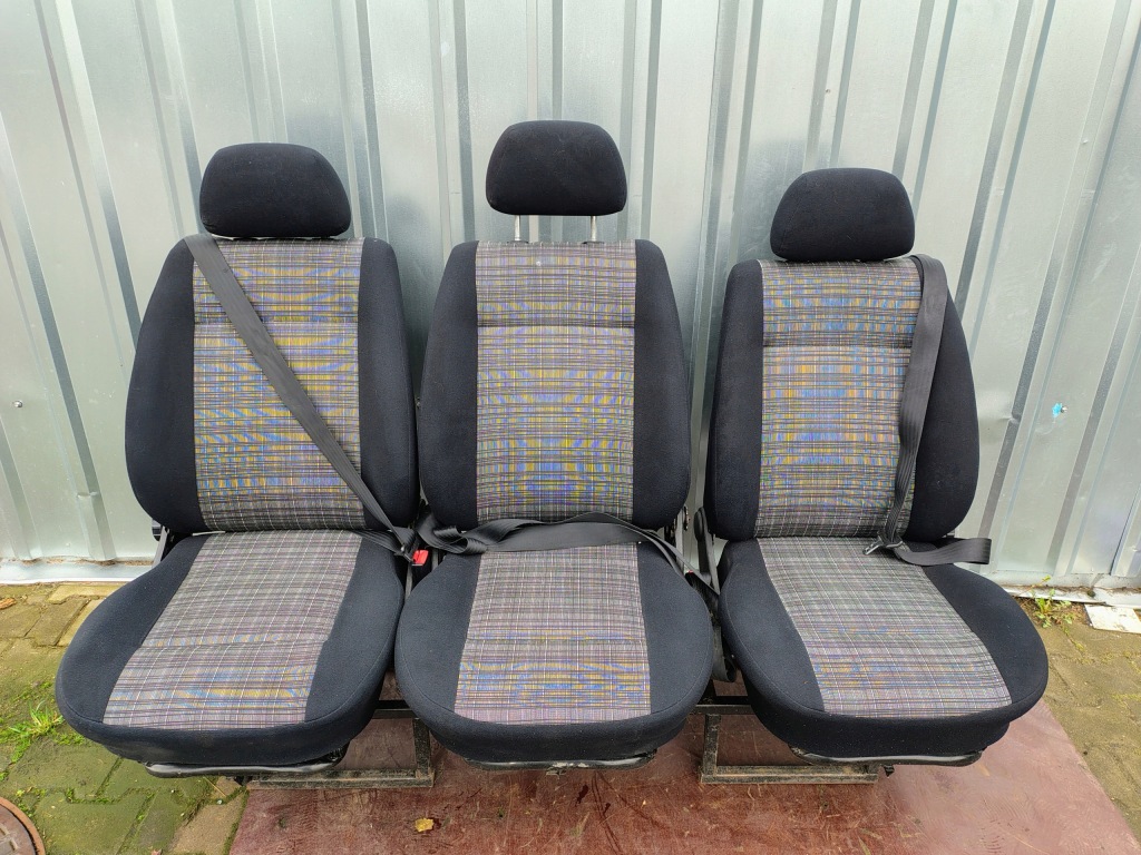 Купити Сидіння potrójny заднє сидіння 3 os. задній ряд mercedes vito 447 europa