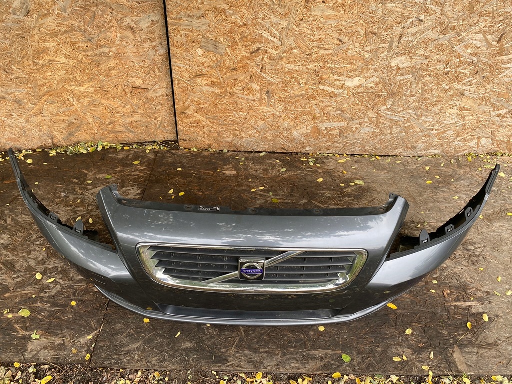 фото №13, Volvo v50 капот крыло бампер перед