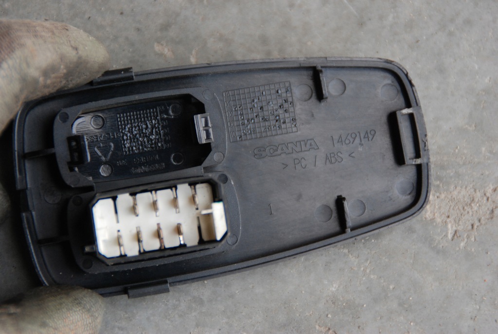 фото №2, Scania r p перемикач панель вікон