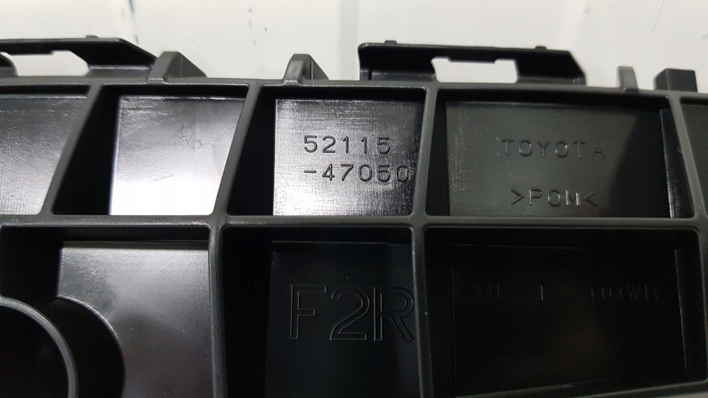 фото №6, Prius 15--22r напрямна бампера кронштейн крила правий