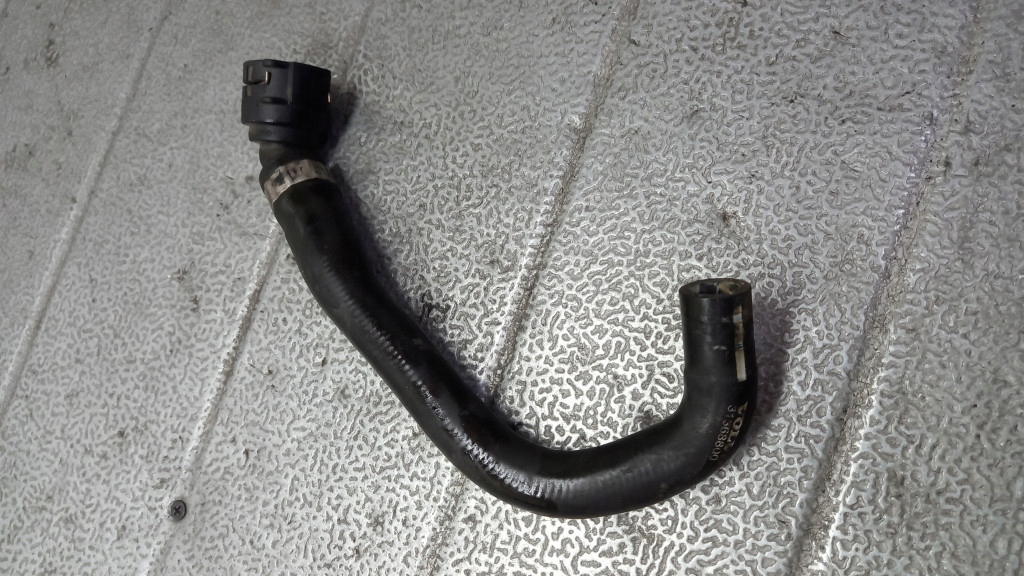фото №1, Wąż wody volvo v40 31368800