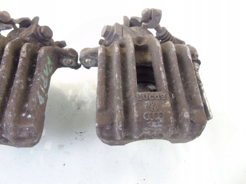 фото №3, Skoda rapid супорт задня задній лівий правий задня