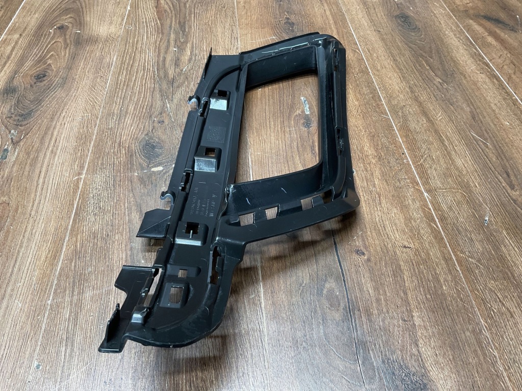 Решётка впуск бампера левый задняя porsche 911 992 992807941a с Разборки