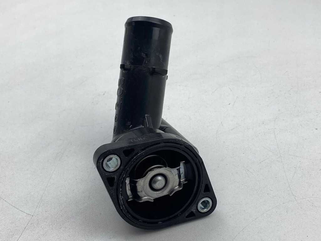 фото №5, 2023 toyota prius xw60 корпус термостата