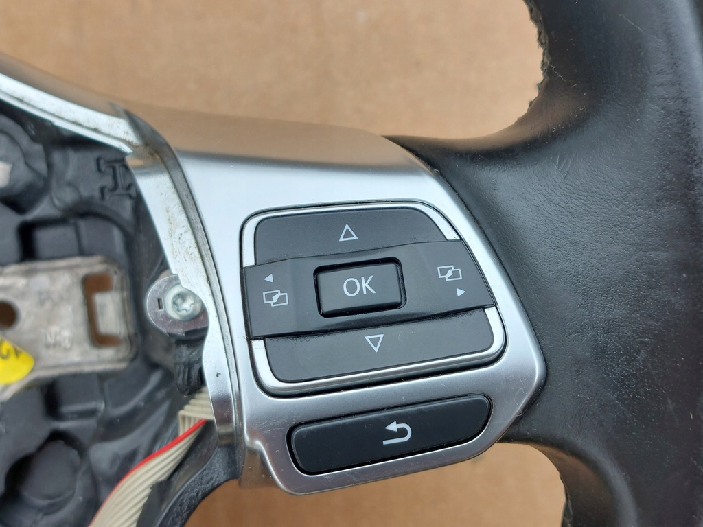 фото №15, Воздуховод кожа простроченная срезанная vw scirocco iii golf vi gti 1k8419091t