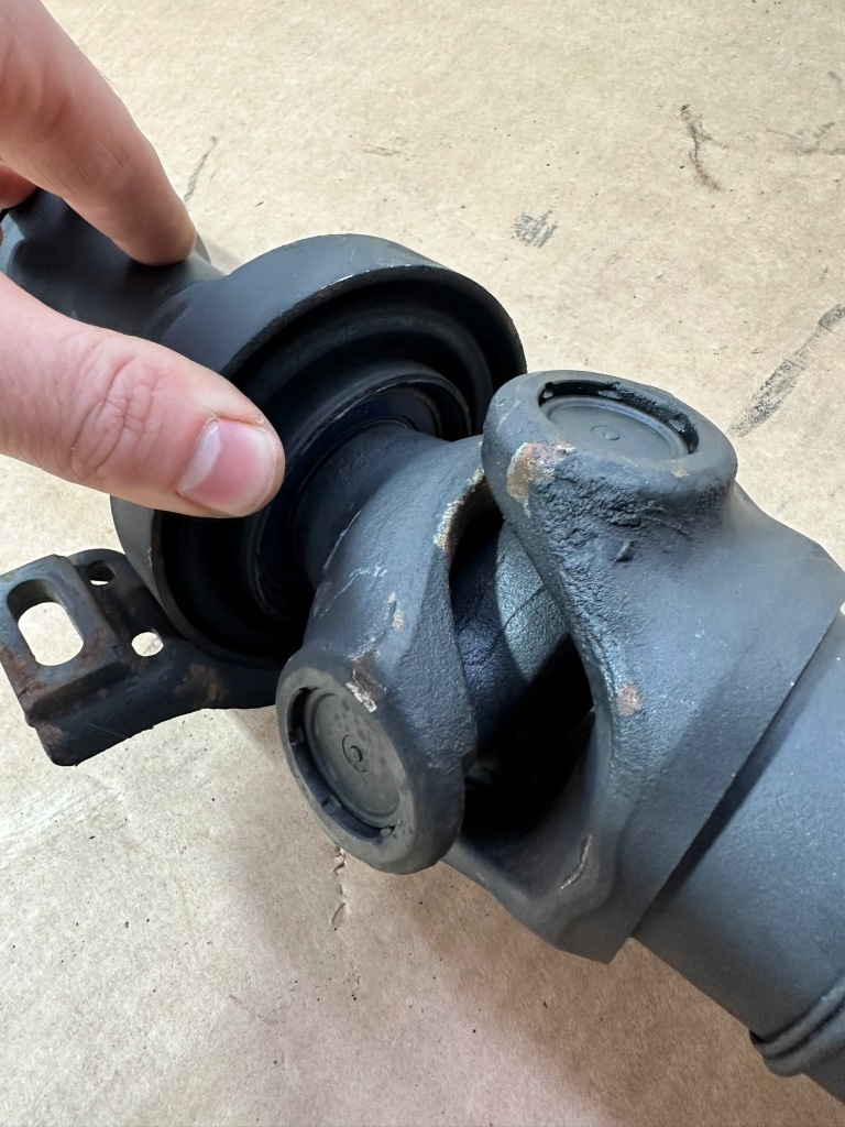 Wał привідний, napędzający, привід mercedes sl r230, w230 za Зі Шроту