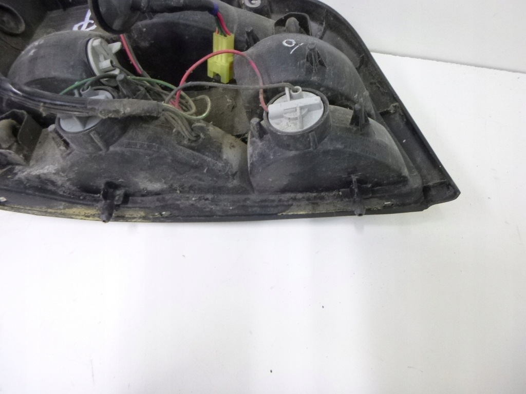 фото №6, Лампа задняя suzuki baleno lift 3d hb 2000r.