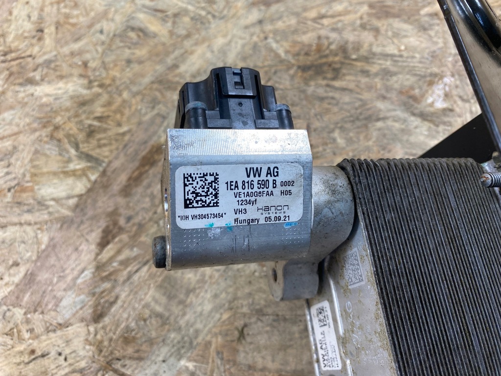 фото №12, Радиатор теплообменник тепла vw id.3 id3 1ea816111b