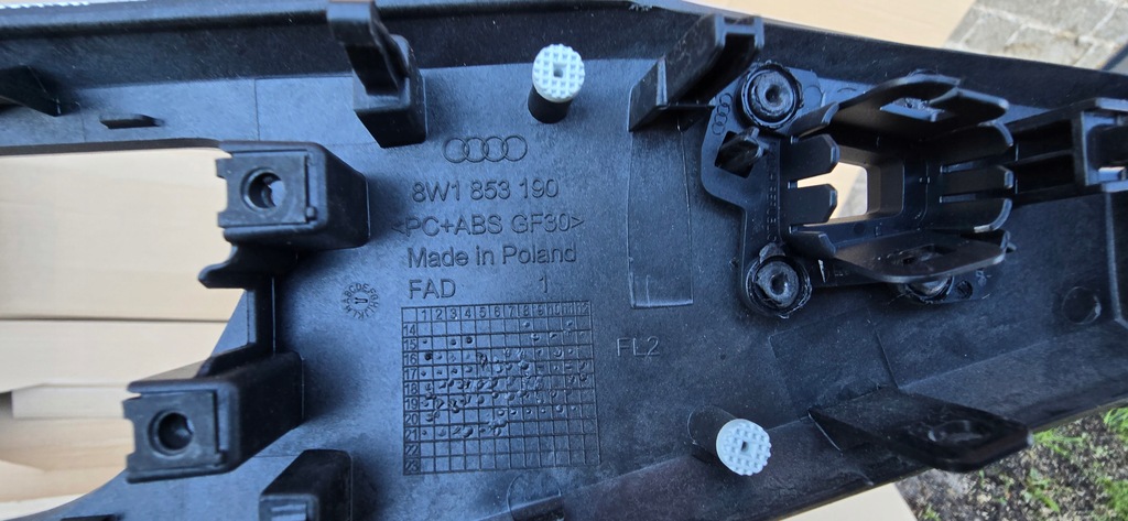 фото №11, Audi a4 b9 dekor панелі консолі