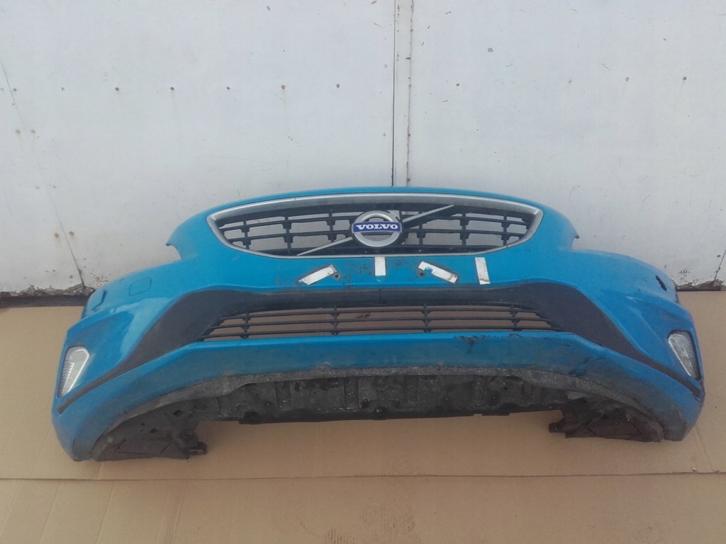 фото №1, Volvo v40 ii 2 r-design бампер передній перед ксенон омивачі