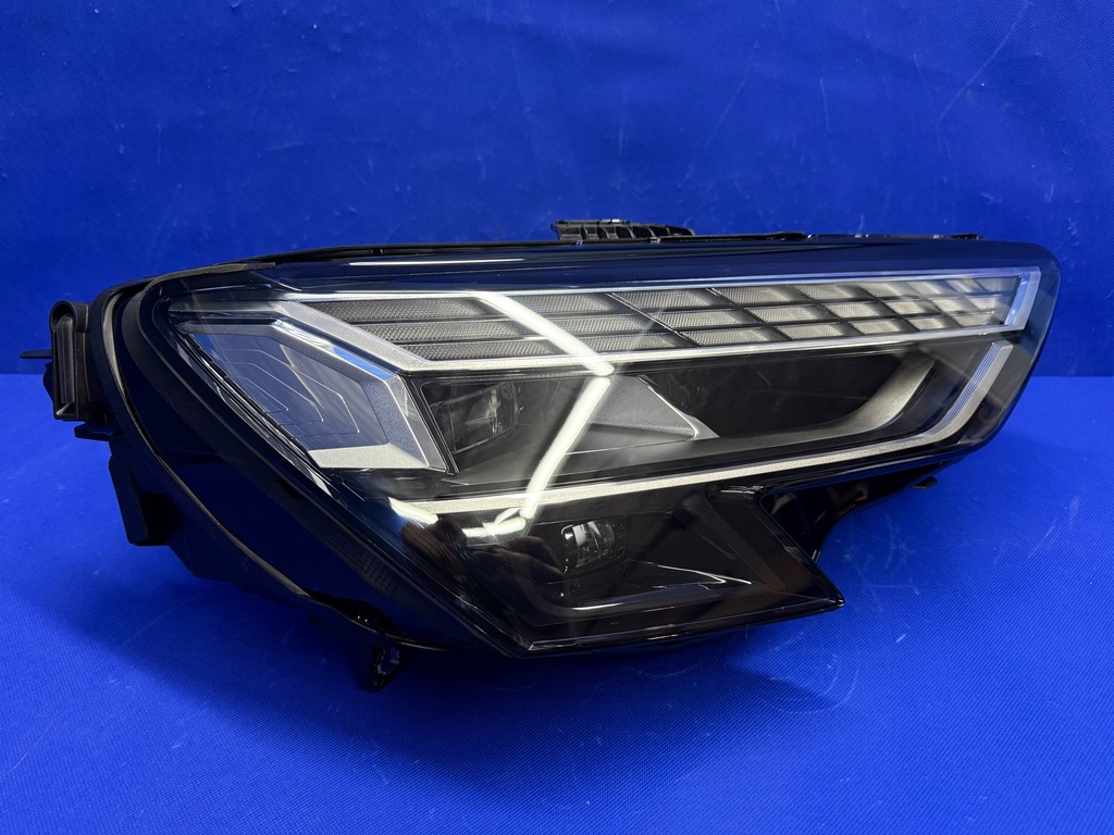 фото №15, Лампа full led matrix передня права audi a3 s3 8y правий перед | 8y0941034d