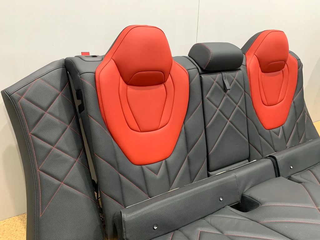 фото №8, Bmw xm g09 сиденья заднее сиденье обшивки 1/500 label red jak nowe
