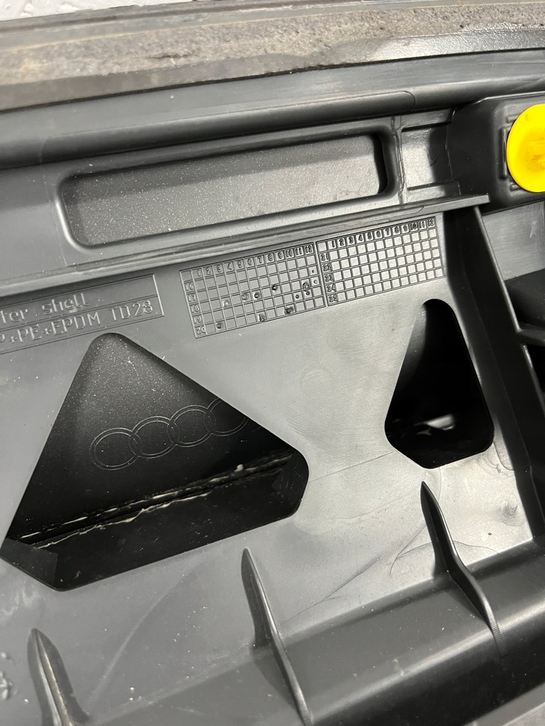 фото №12, Audi q8 sq8 s-line молдинг na дверь левая перед передняя 4m8853959d