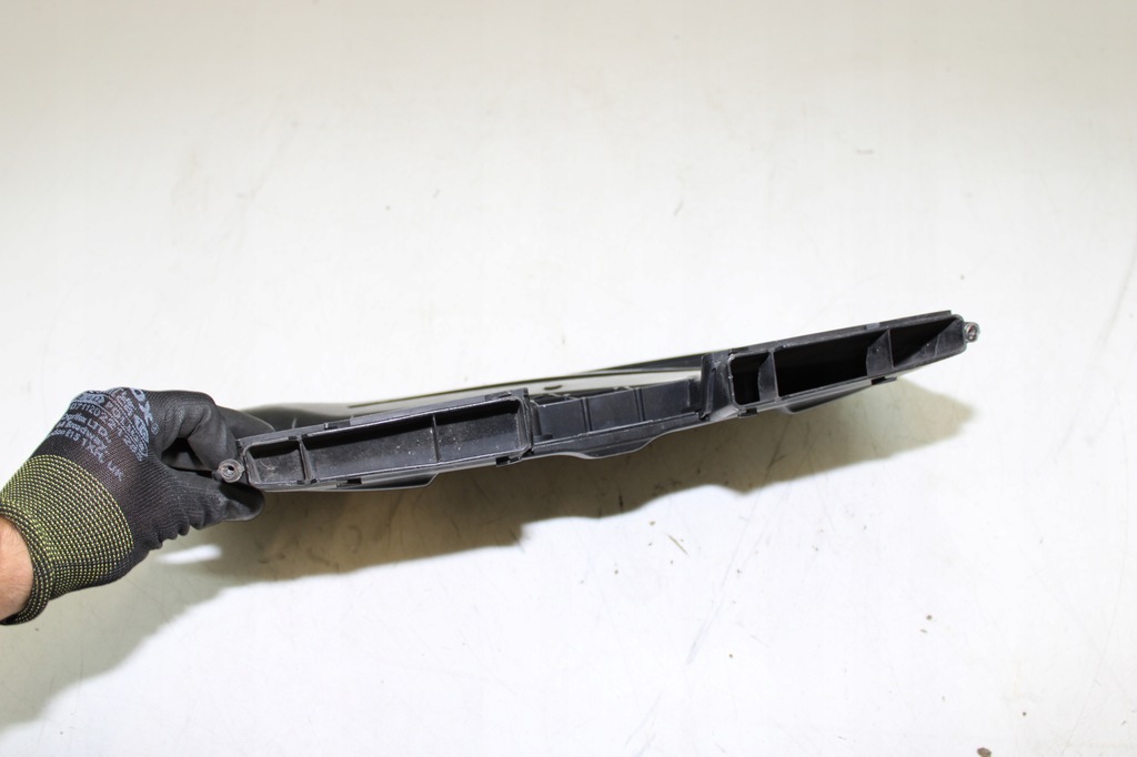 фото №4, Повітропровід канал повітря bmw e90 320i 2.0 n46 7523720 захист двигуна